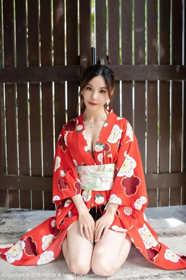 《追击巨怪国语版：一场跨越文化与想象的视听盛宴》