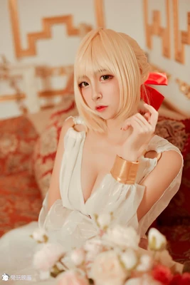 《巾帼枭雄2》国语版：乱世红颜的绝唱与商业逻辑的博弈