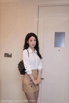 江湖一诺千金重：笑傲江湖经典对白如何塑造永恒武侠魂