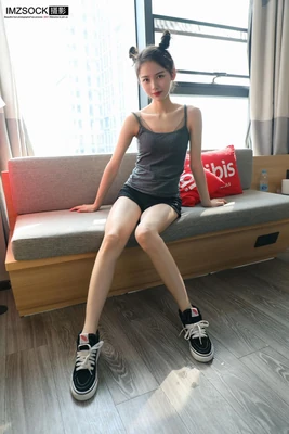 《跛豪国语版：一部港片史诗的方言密码与时代回响》