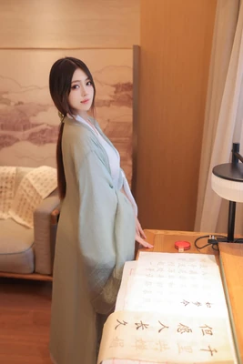 中产家庭的国语版：在阶层夹缝中寻找身份认同的密码