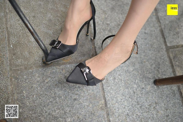 《鳄鱼之家》国语版：一场跨越语言的情感风暴与人性寓言