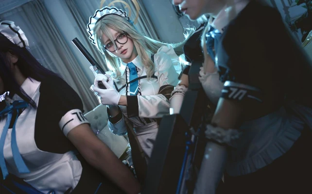 《苹果电影故事简介：一场关于欲望、背叛与救赎的都市寓言》