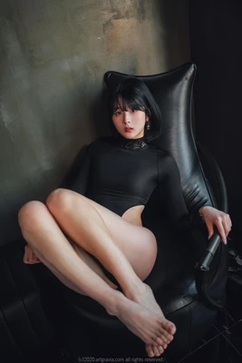 荒野厨神国语版：从荒原到舌尖的听觉盛宴