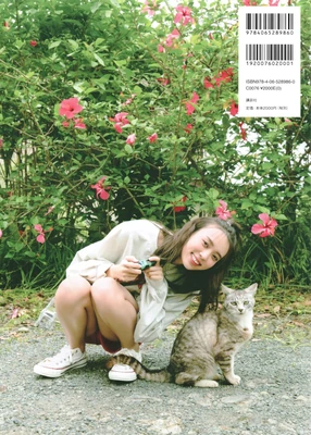 《触目惊鲨国语版：当深海恐惧遇上华语声效的极致震撼》