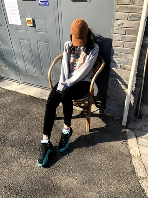 《富贵列车》国语高清版：重温港片黄金时代的经典喜剧盛宴