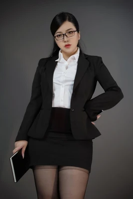 《死党国语版下载：重温青春记忆的正确打开方式》