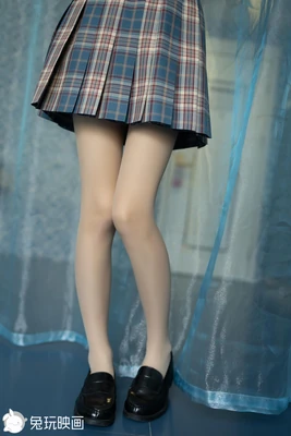 《哥斯拉：从银幕巨兽到文化图腾，免费国语版背后的传奇与争议》