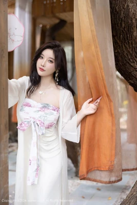 恶人报喜国语版在线：一部被低估的港式黑色喜剧的狂欢盛宴