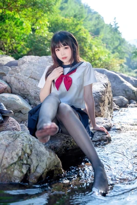 《骇客帝国国语版：一场跨越语言与文化的数字革命》